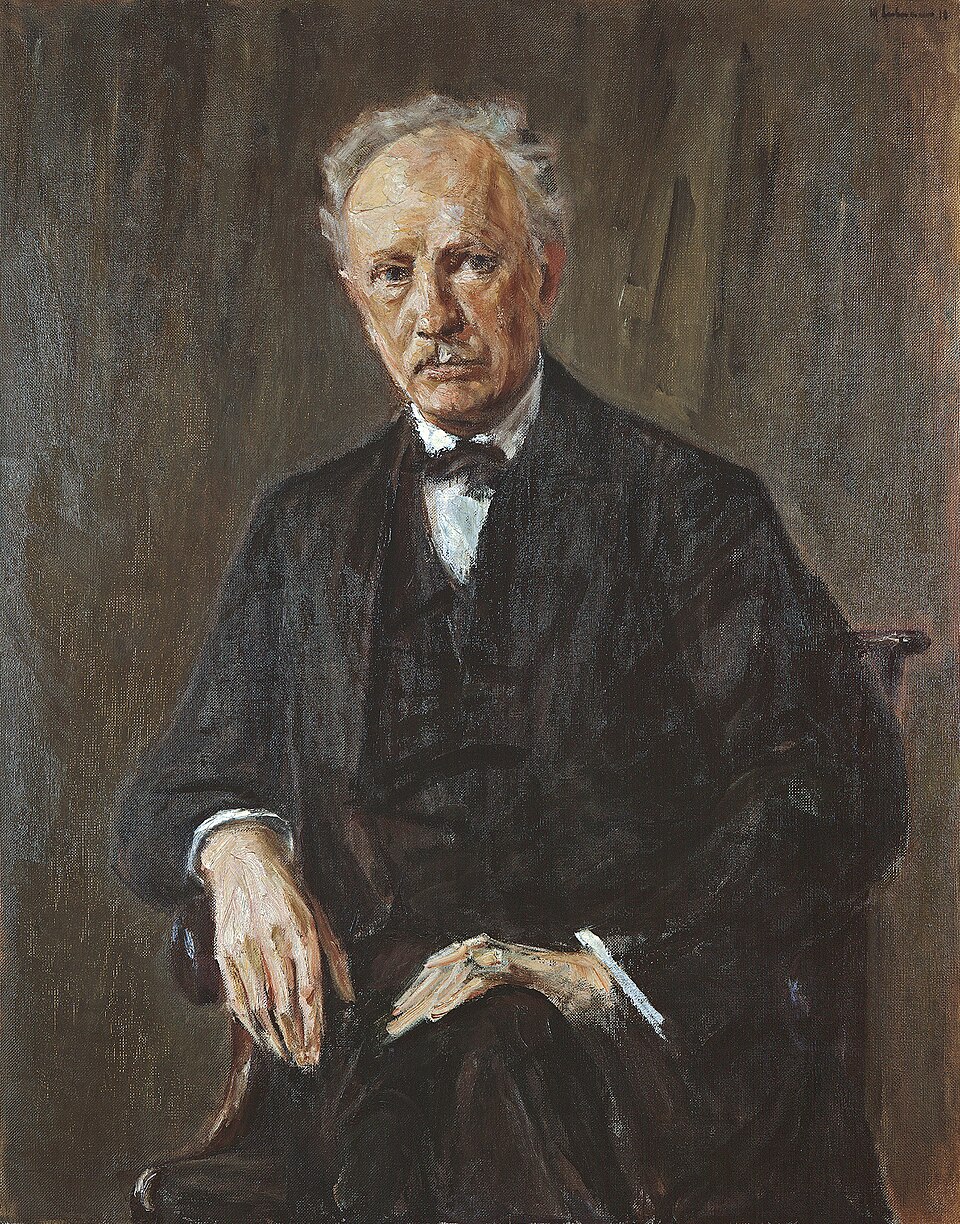 R. Strauss